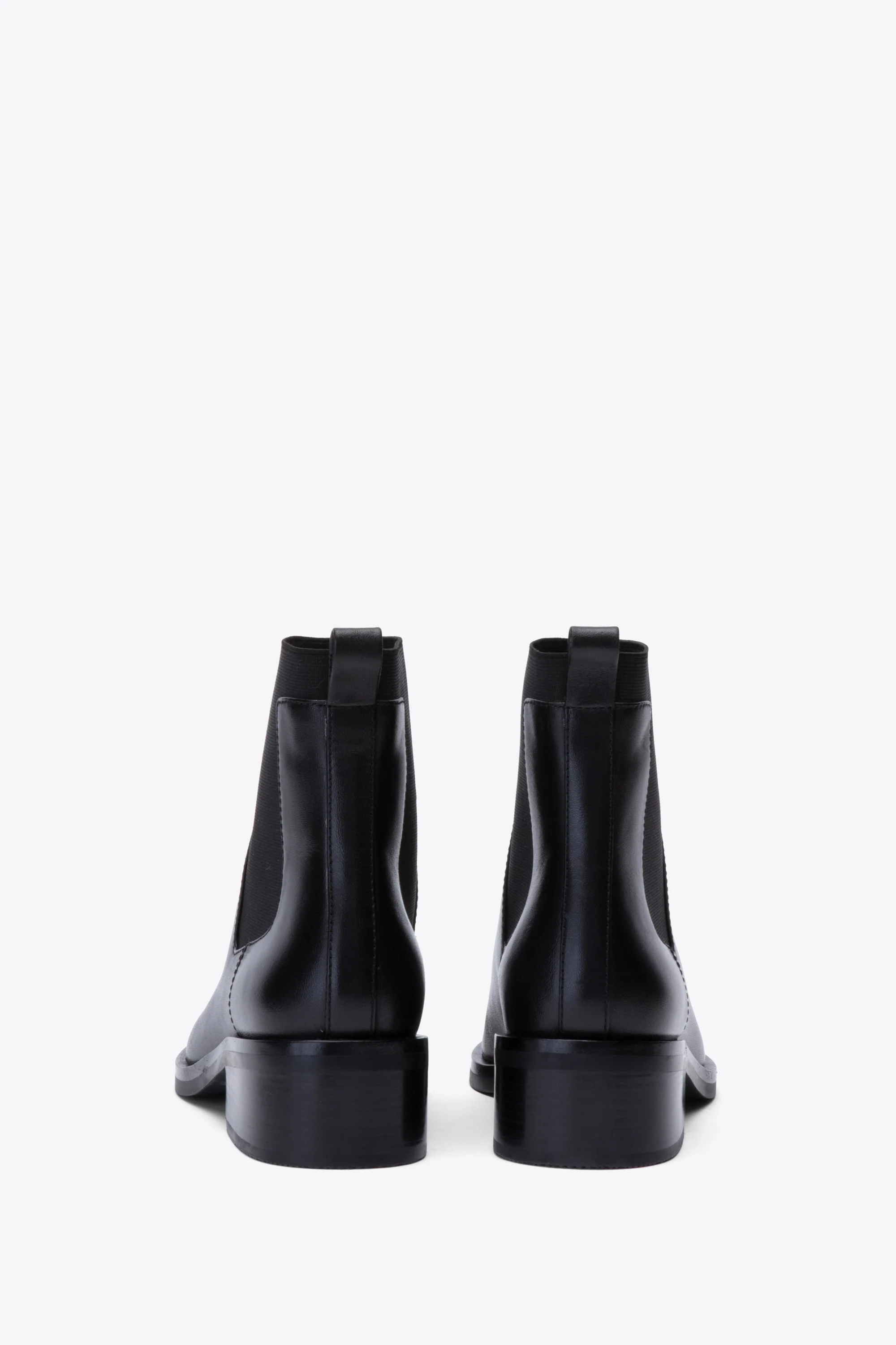 Alexa Chelsea Boots - Image 3