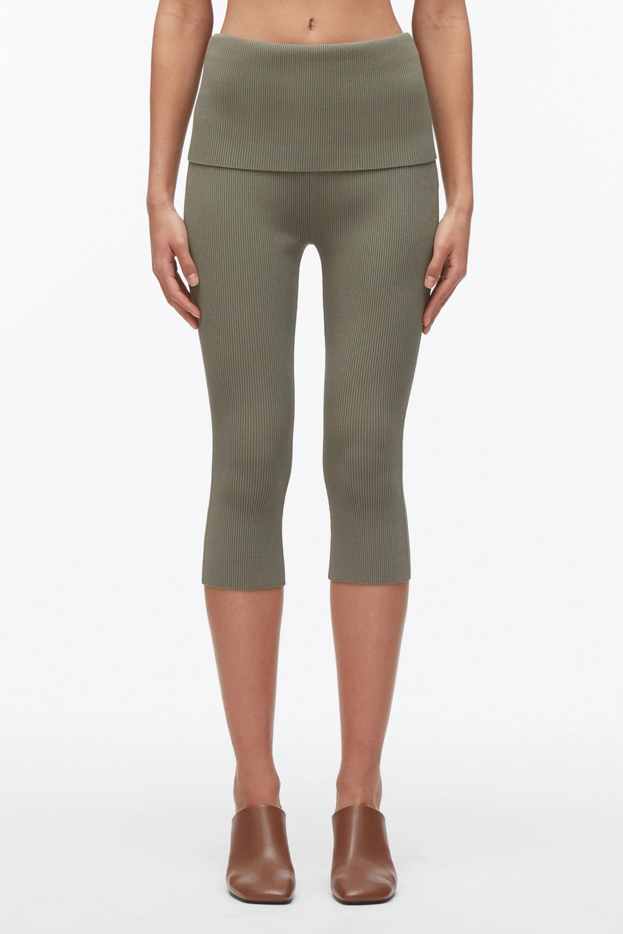 Blooming Lotus Compact Rib Capris - Image 15