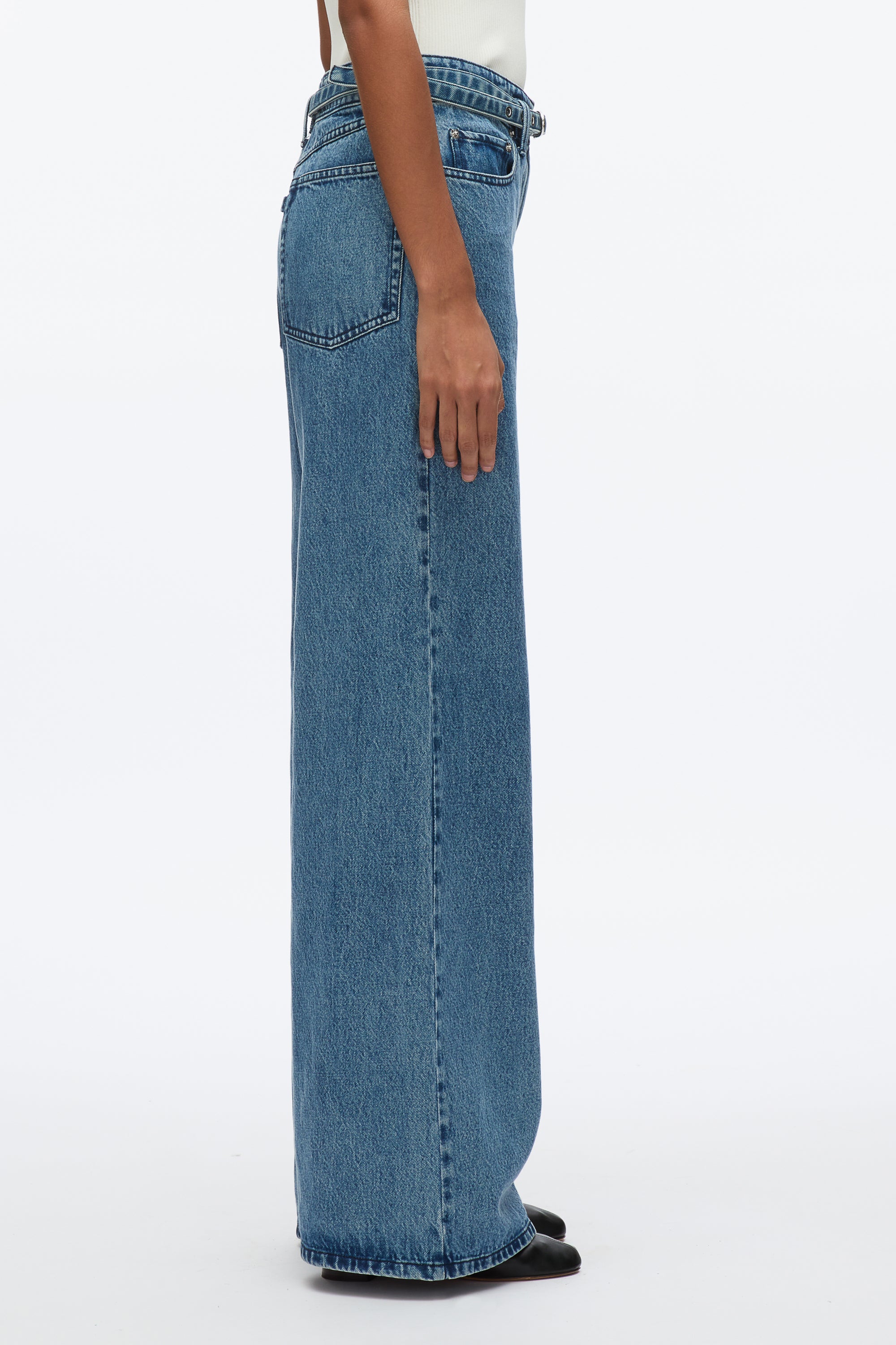 Denim Wide-Leg Belted Jeans - Image 3