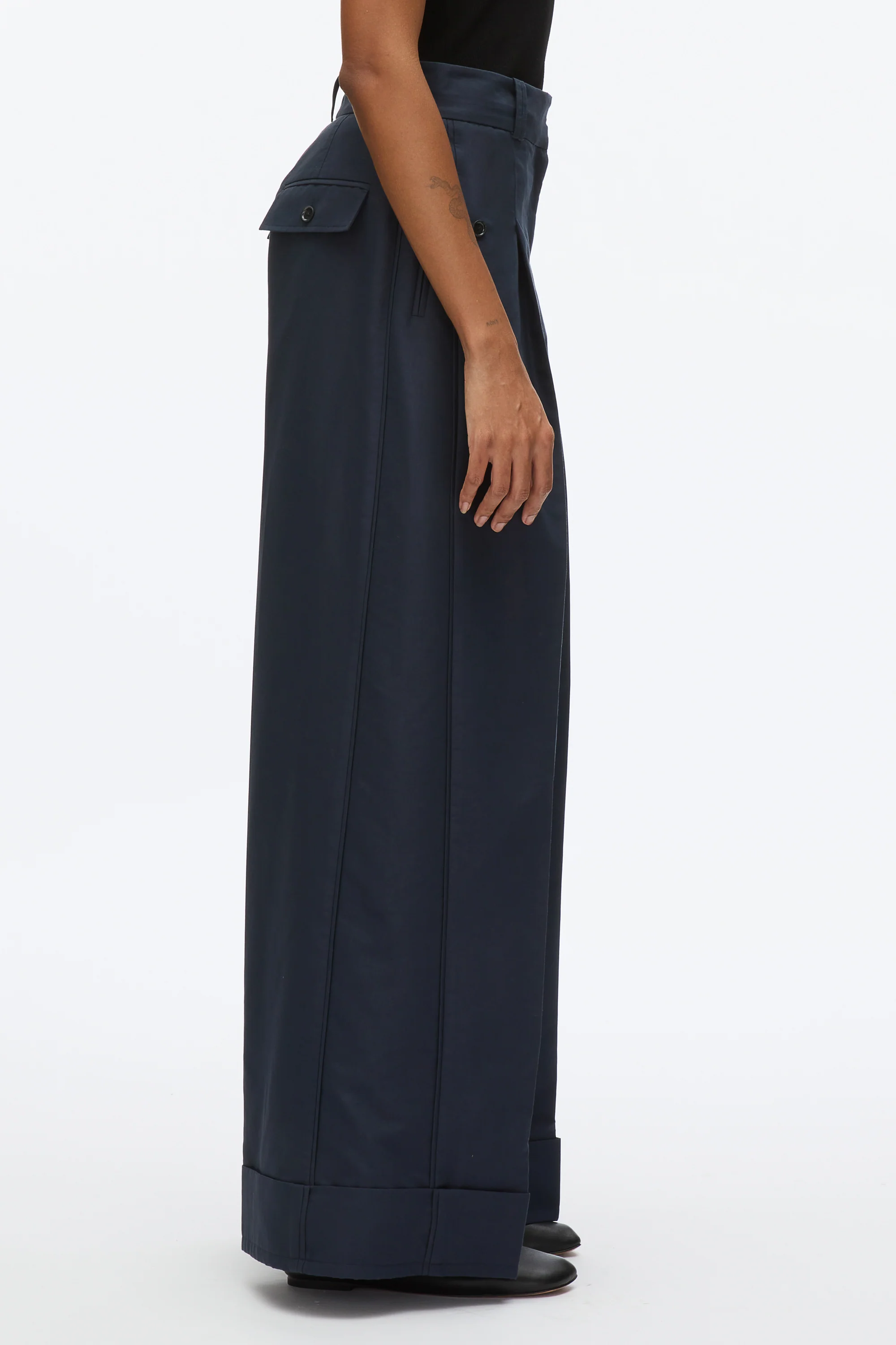 Pleated Wide Leg Trouser - Image 12