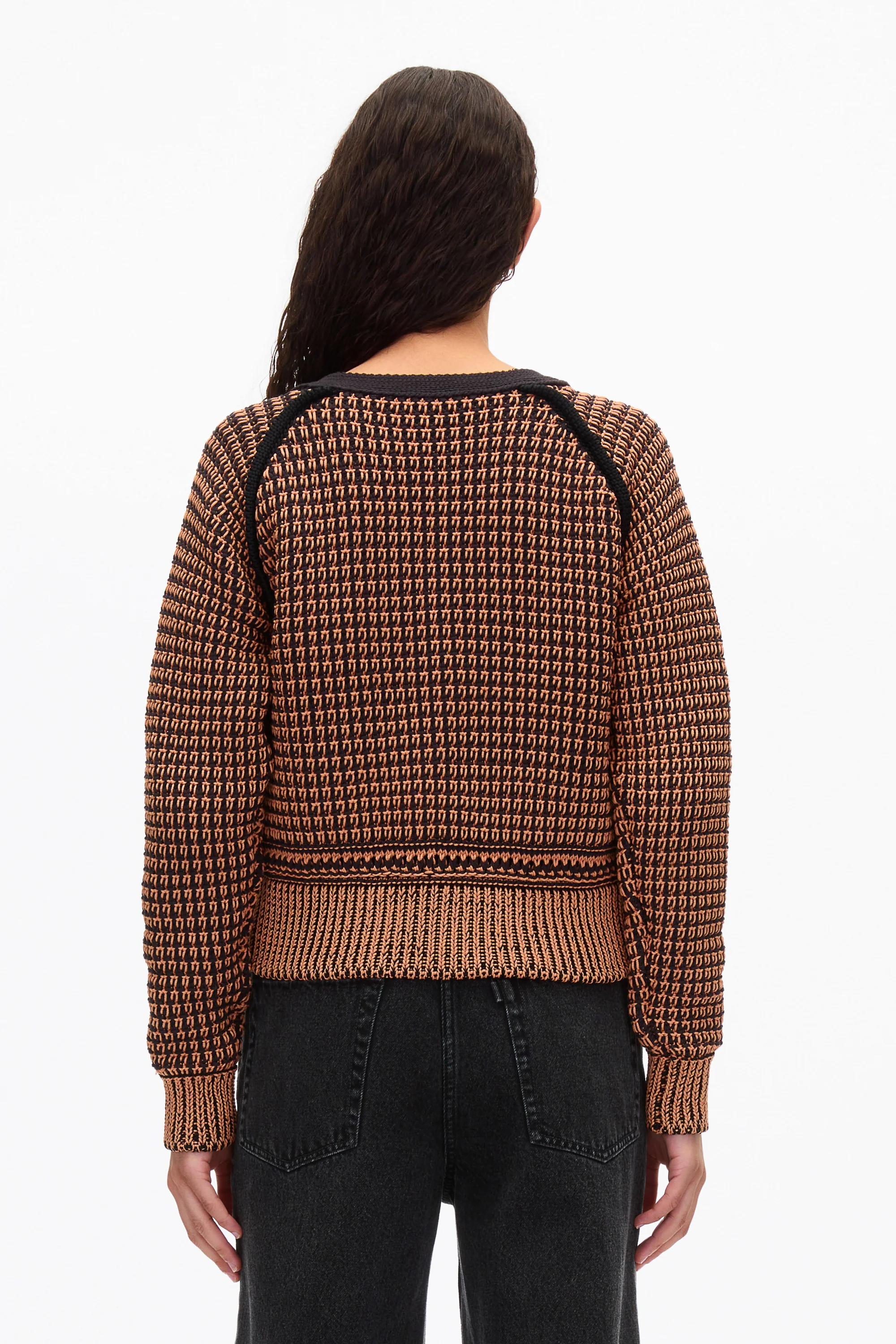 Bi-Color Cropped Cardigan - Image 4