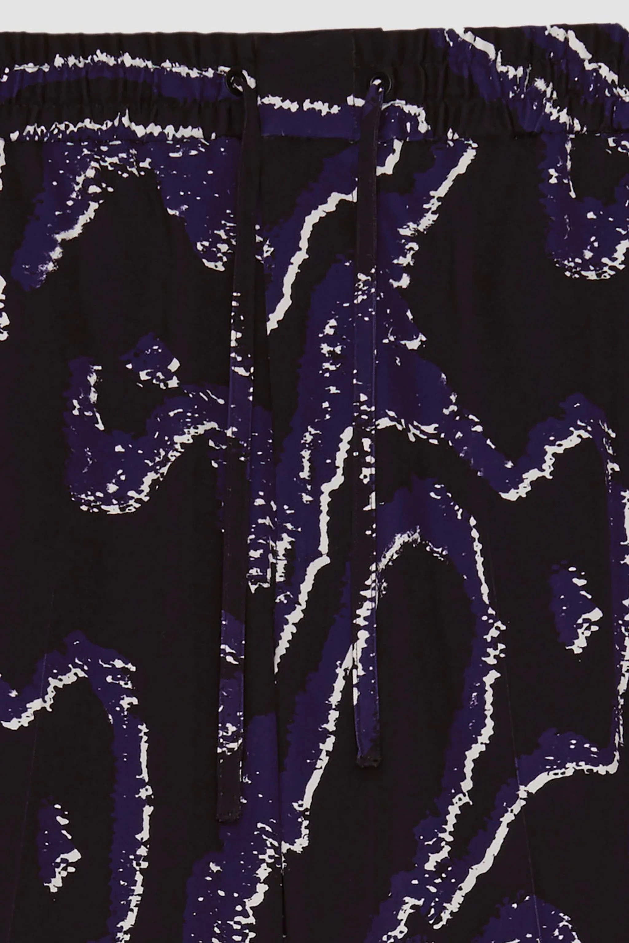 Printed Pull-On Short - Image 5