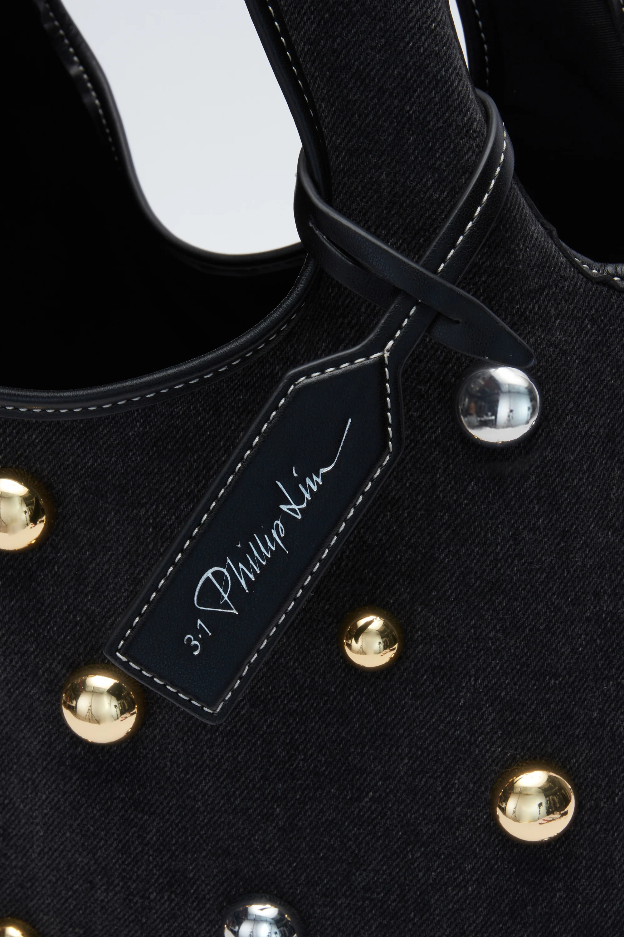 Dome Embellishment Market Tote - Image 4